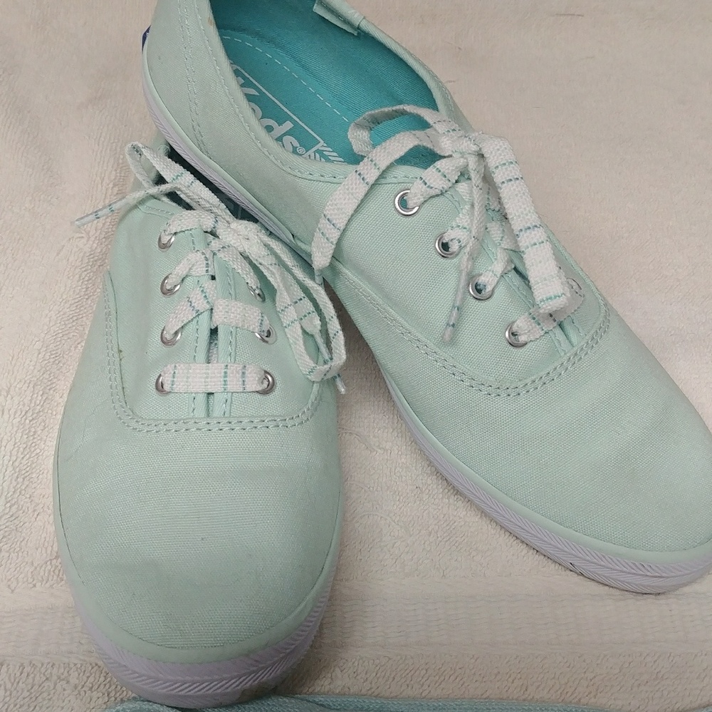 Keds mint green size 7